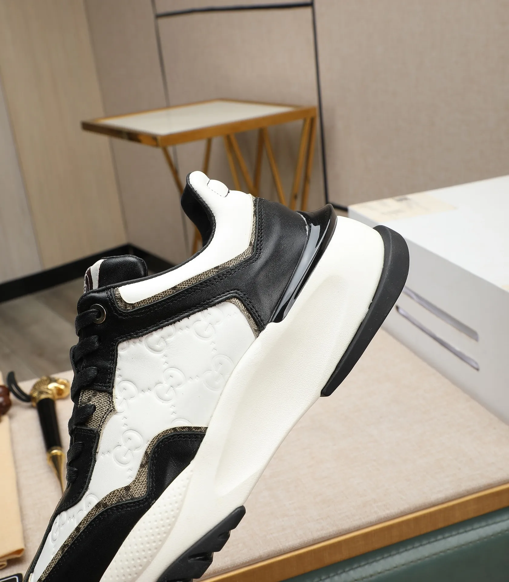 Men's men's shoes💰520 GUCCI🔍🔍2024 latest model On sale at the same time at the counter, original calfskin imported from Italy, genuine leather lining, (high-end, luxury, and class) exquisite workmanship, soles: original soles specially provided by the original factory, ⚠Exclusive double-layer movable molded soles are super comfortable⚠, real photos🎬The real ones are better🔍🔍"High quality·Follow the order" code number 38-44
